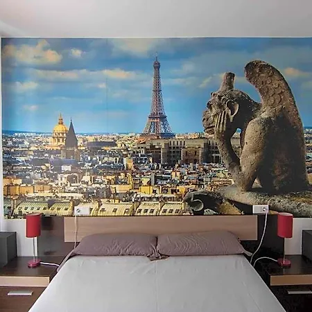 Paris Aparthotel Leon
